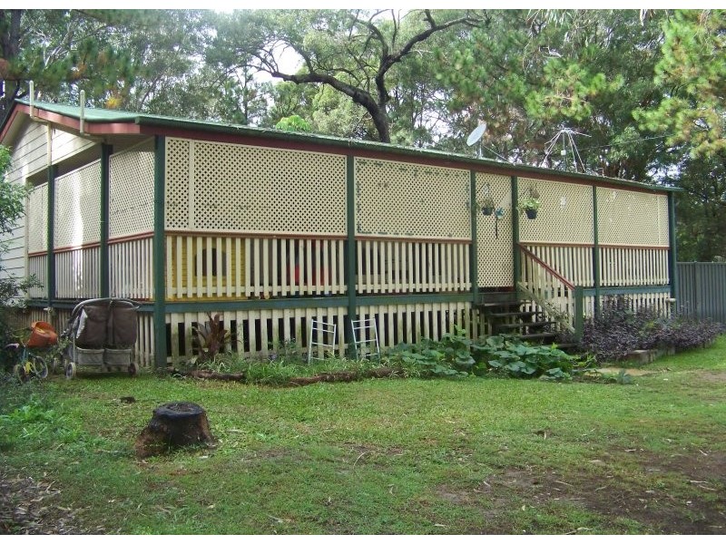 13 Derwent Street, Macleay Island QLD 4184