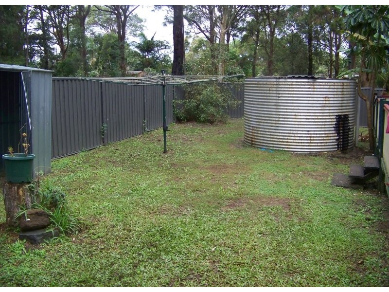 13 Derwent Street, Macleay Island QLD 4184