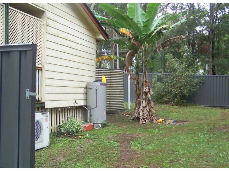 13 Derwent Street, Macleay Island QLD 4184