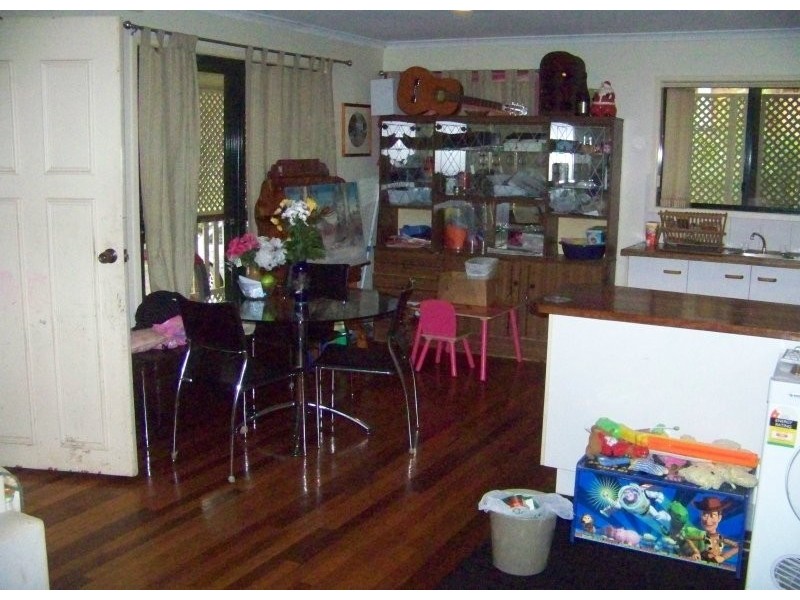 13 Derwent Street, Macleay Island QLD 4184