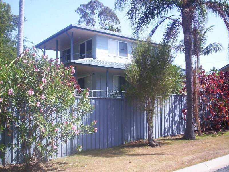 22 JAN STREET, Macleay Island QLD 4184