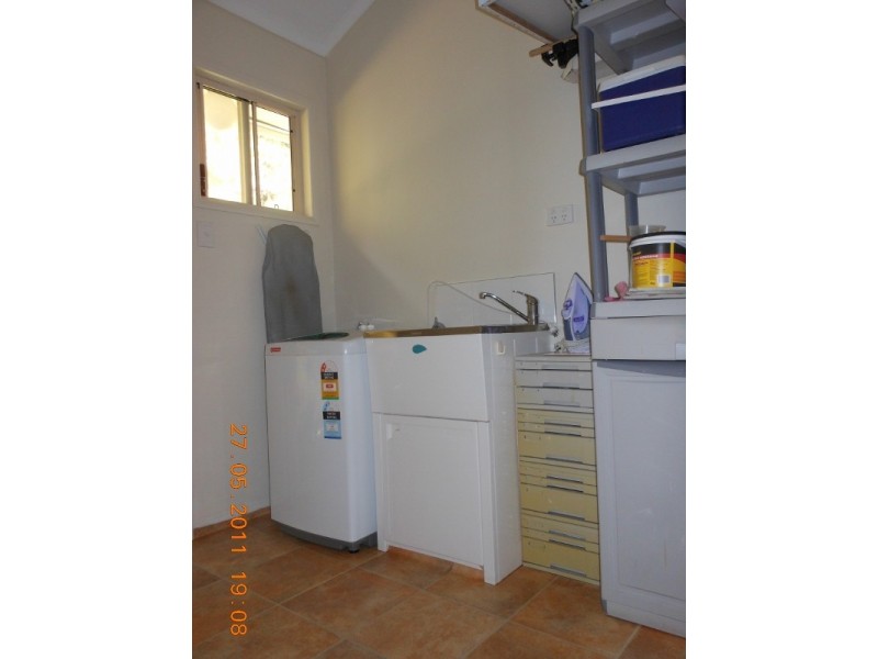 16 Natone Terrace, Macleay Island QLD 4184