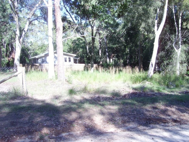 14 Panaroo Street, Macleay Island QLD 4184