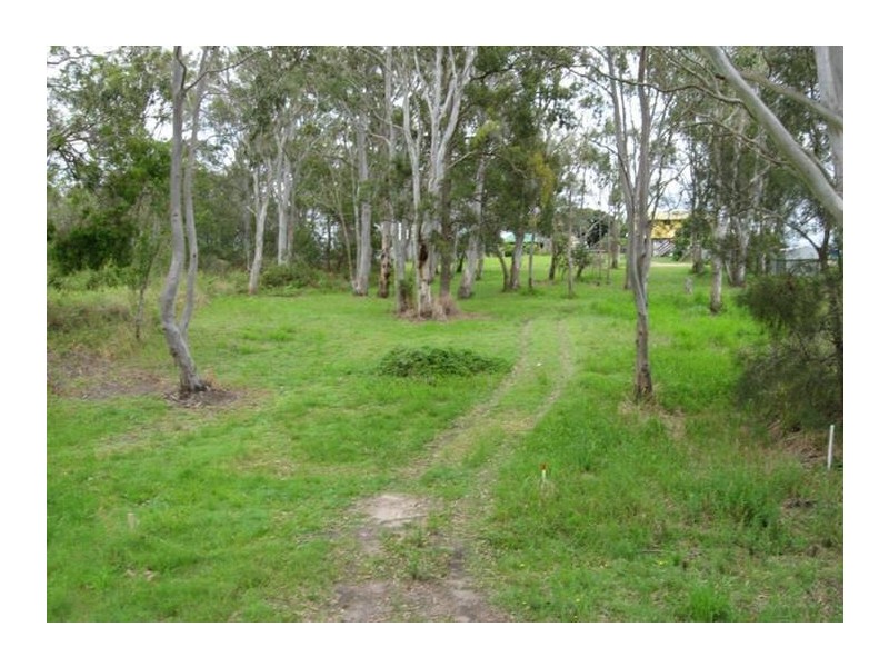 25 Karri Street, Russell Island QLD 4184