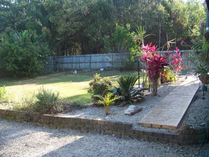 28 Leanne Street, Macleay Island QLD 4184