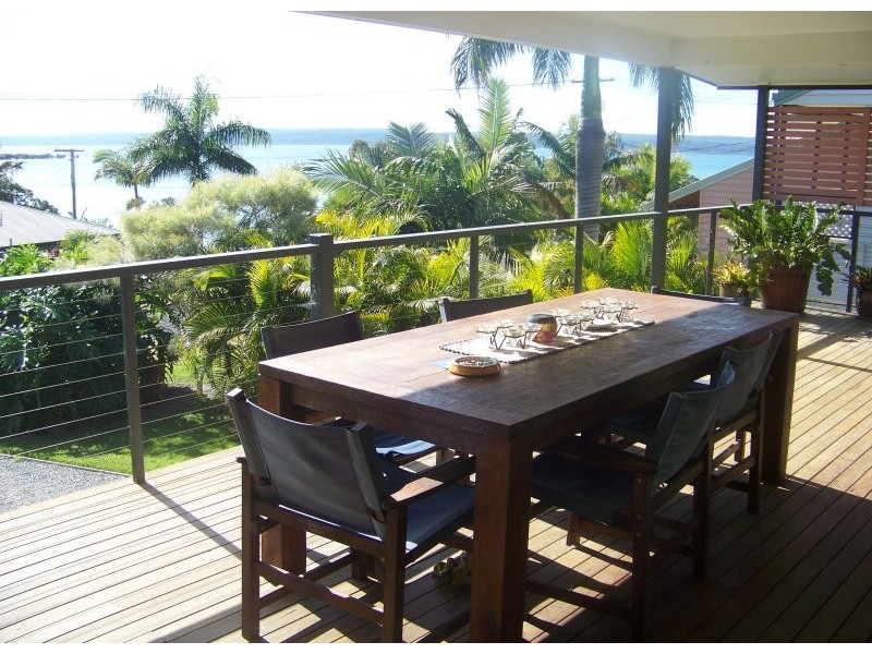 48 Barramundi Street, Macleay Island QLD 4184