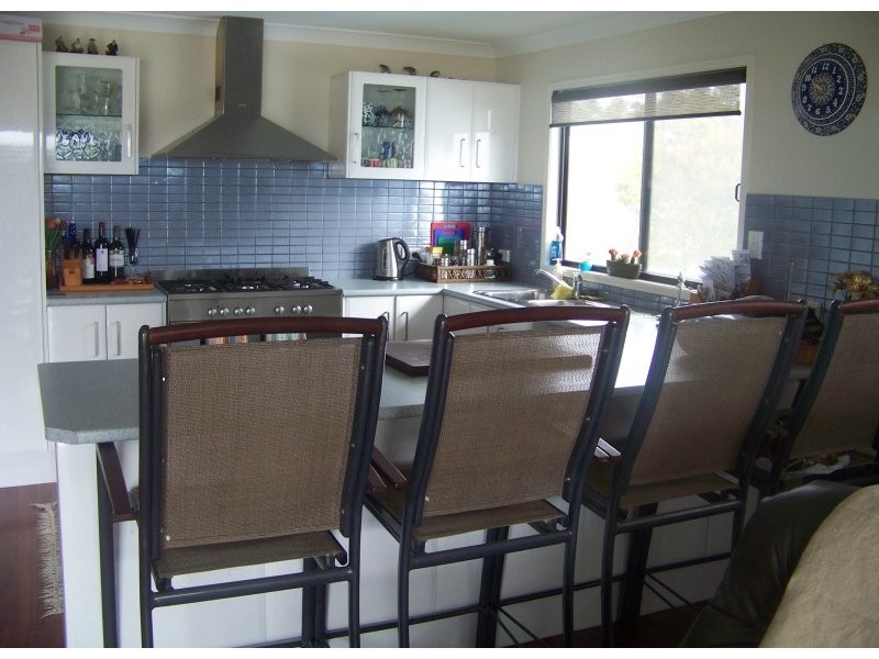 48 Barramundi Street, Macleay Island QLD 4184