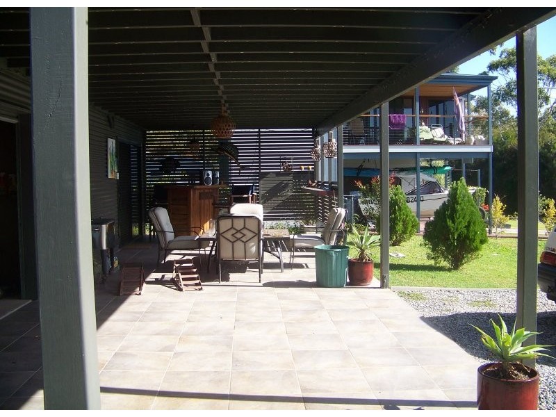 48 Barramundi Street, Macleay Island QLD 4184