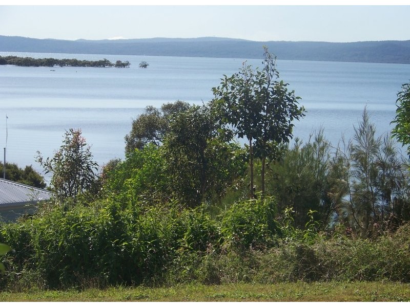 48 Barramundi Street, Macleay Island QLD 4184