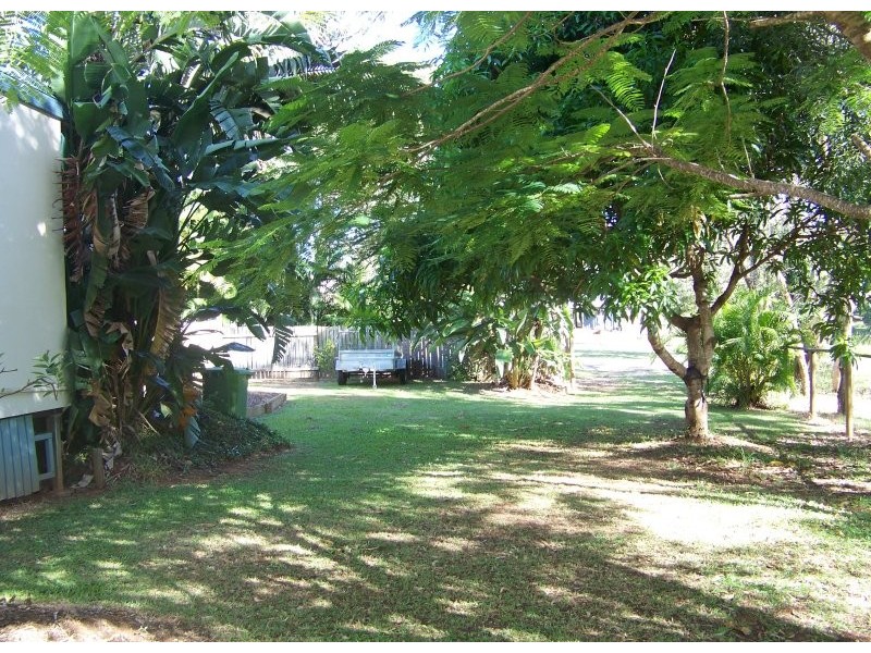 55 Francis Rd, Macleay Island QLD 4184
