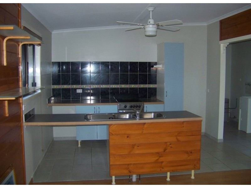 55 Francis Rd, Macleay Island QLD 4184