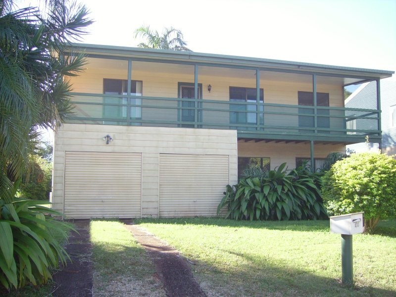 121 Treasure Island Avenue, Karragarra Island QLD 4184