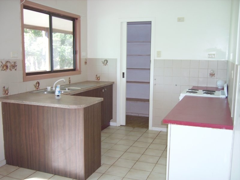 121 Treasure Island Avenue, Karragarra Island QLD 4184