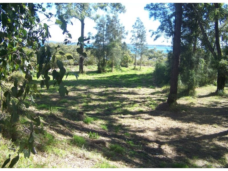 55 Attunga Street, Macleay Island QLD 4184