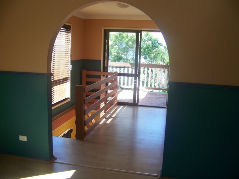 32 Coorong Street, Macleay Island QLD 4184