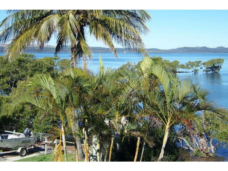 32 Coorong Street, Macleay Island QLD 4184