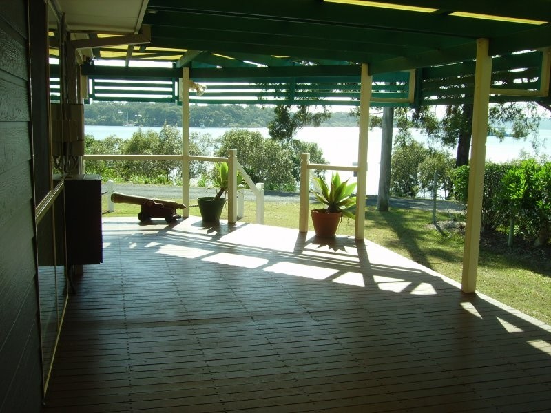34 The Esplanade, Karragarra Island QLD 4184