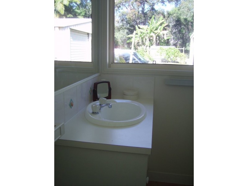 34 The Esplanade, Karragarra Island QLD 4184