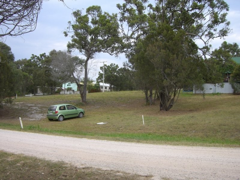 5 Camena Street, Macleay Island QLD 4184