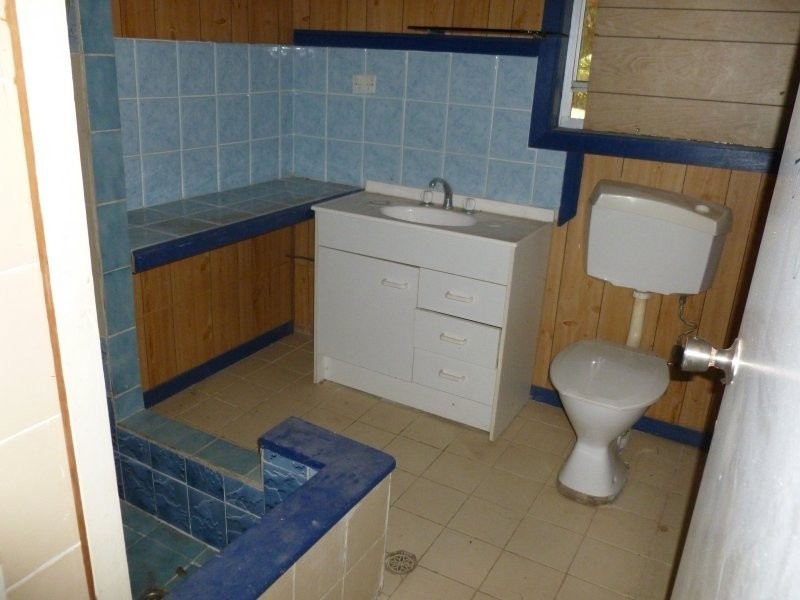 72 CHARLES TERRACE, Macleay Island QLD 4184