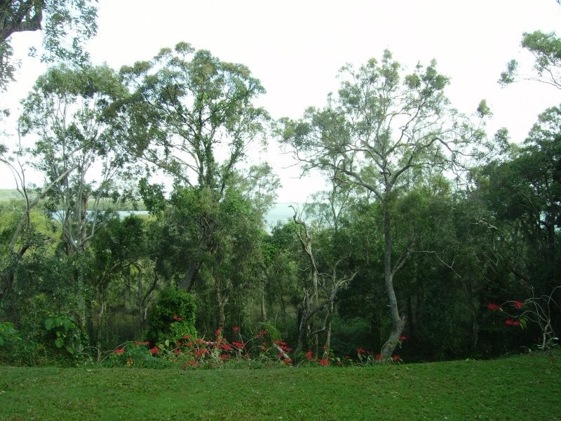 14 Bertram Road, Karragarra Island QLD 4184