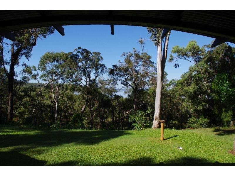 14 Bertram Road, Karragarra Island QLD 4184