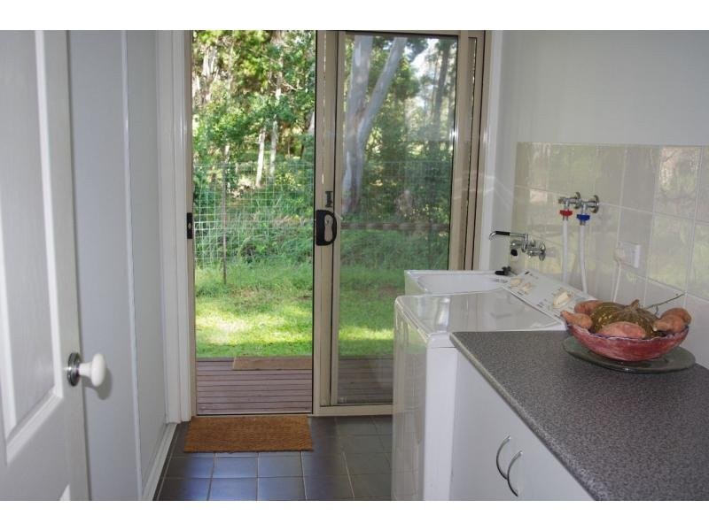 14 Bertram Road, Karragarra Island QLD 4184
