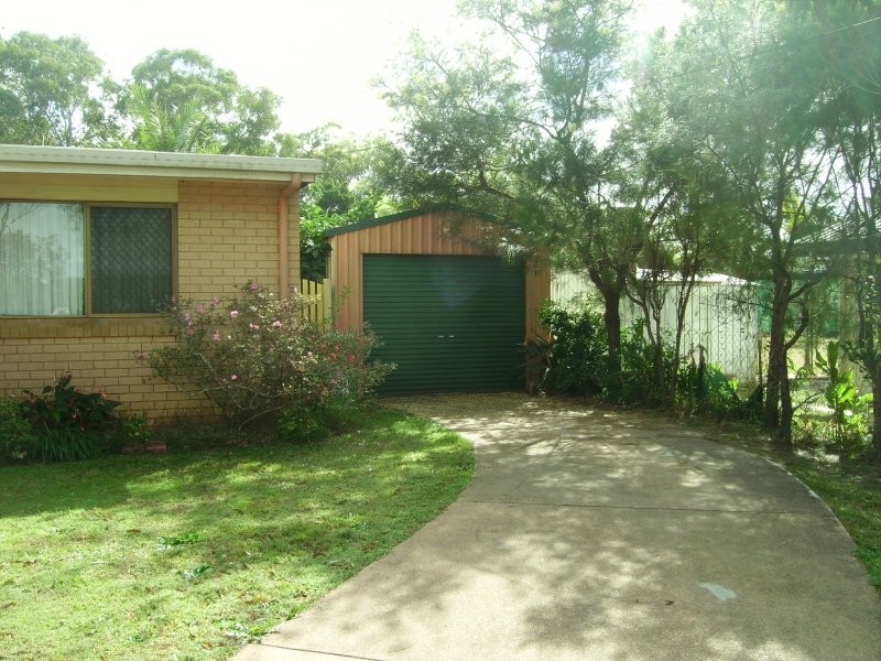 45 Treasure Island Avenue, Karragarra Island QLD 4184