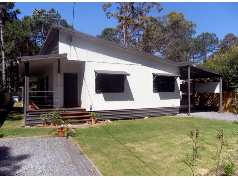26 Kevin Street, Macleay Island QLD 4184