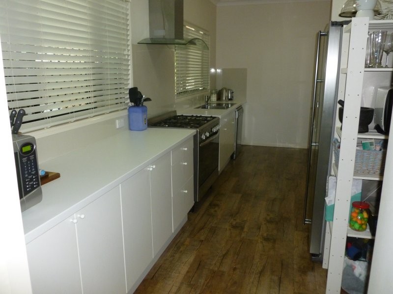 26 Kevin Street, Macleay Island QLD 4184