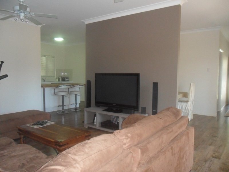 26 Kevin Street, Macleay Island QLD 4184