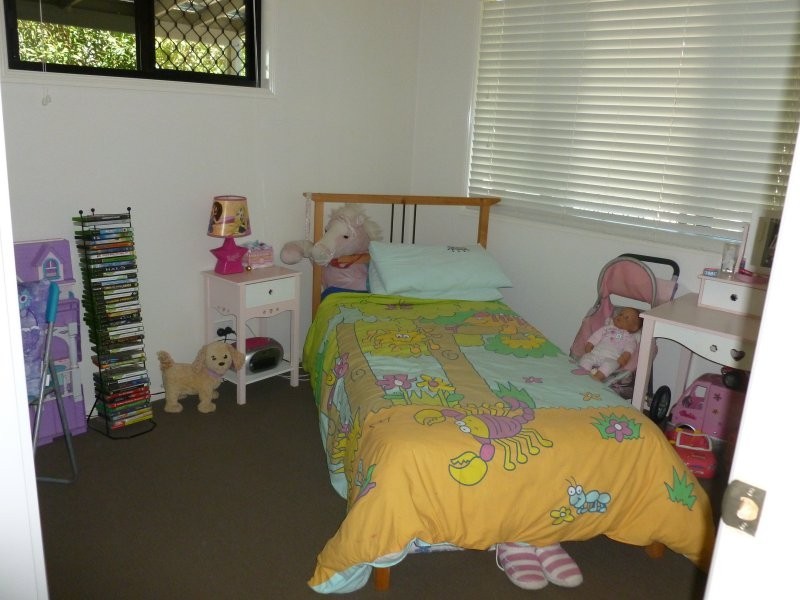 26 Kevin Street, Macleay Island QLD 4184