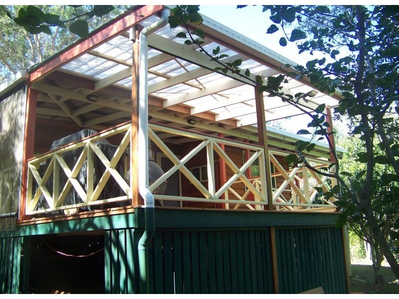 10 Kalara St, Macleay Island QLD 4184