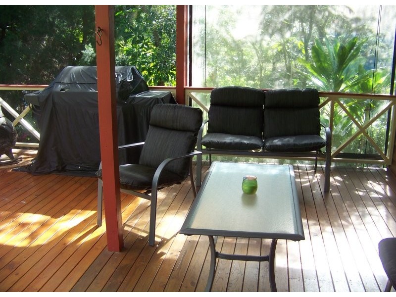 10 Kalara St, Macleay Island QLD 4184