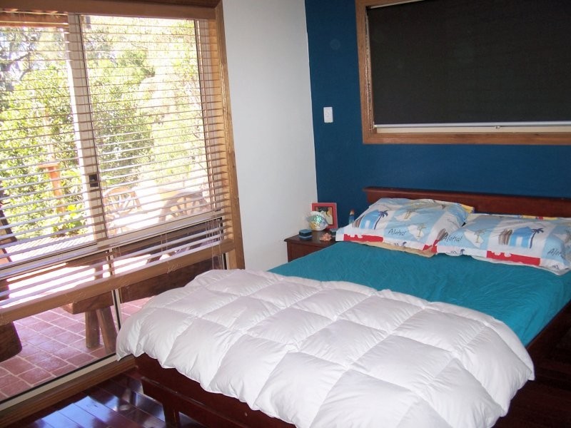 17 GOLDEN SANDS BVD, Macleay Island QLD 4184