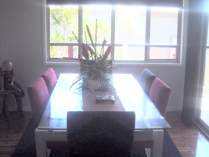 17 GOLDEN SANDS BVD, Macleay Island QLD 4184