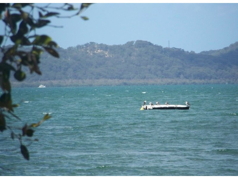 12 Coorong Street, Macleay Island QLD 4184