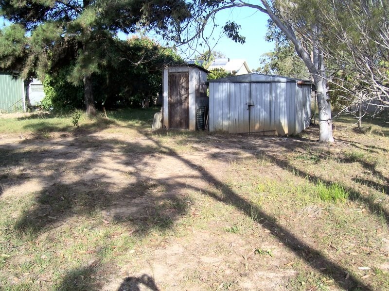 16 WAKE ST, Macleay Island QLD 4184