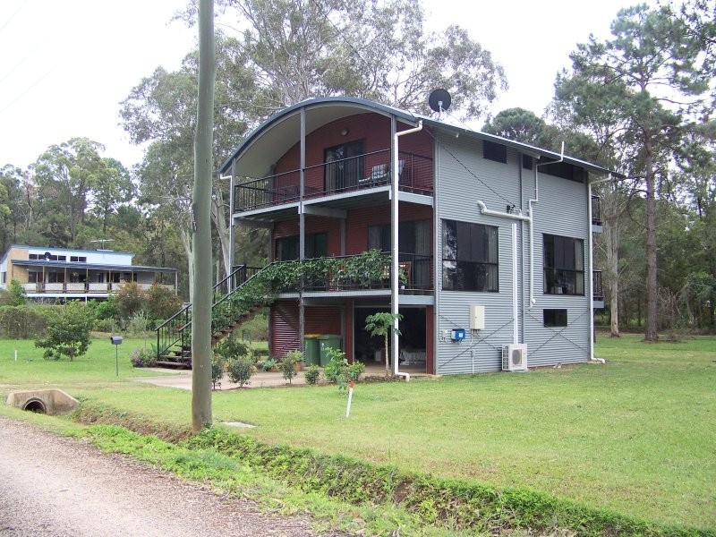 30 PAULA PARADE, Lamb Island QLD 4184