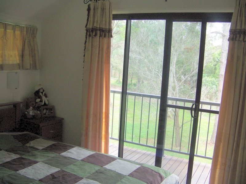 30 PAULA PARADE, Lamb Island QLD 4184