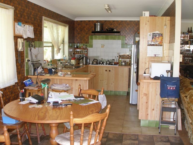 21 LEONIE cres, Lamb Island QLD 4184