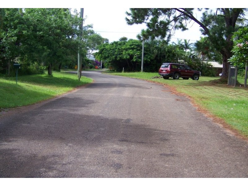 21 LEONIE cres, Lamb Island QLD 4184