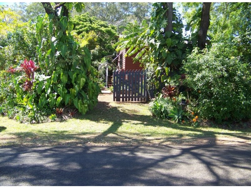 59 LUCAS dr, Lamb Island QLD 4184