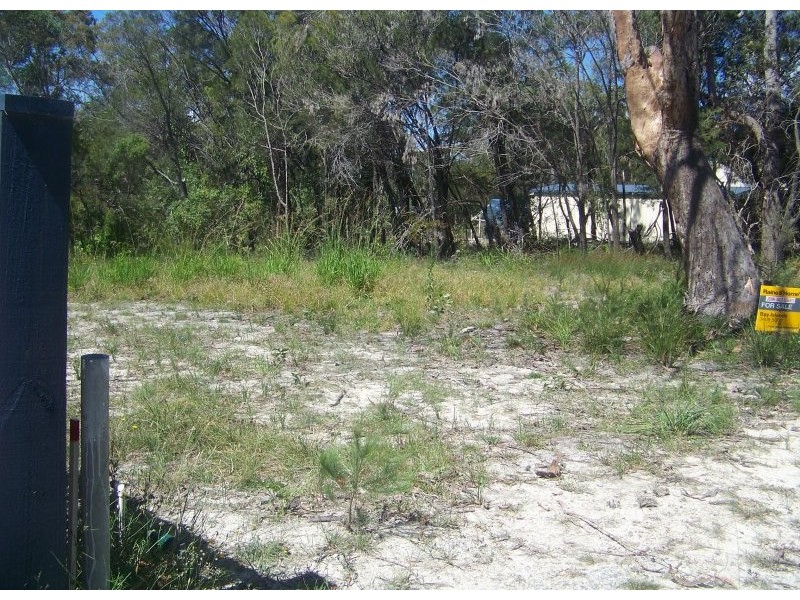 9 Leanne Street, Macleay Island QLD 4184