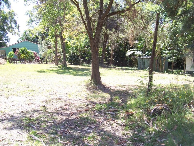 37 COOEE CRES, Macleay Island QLD 4184