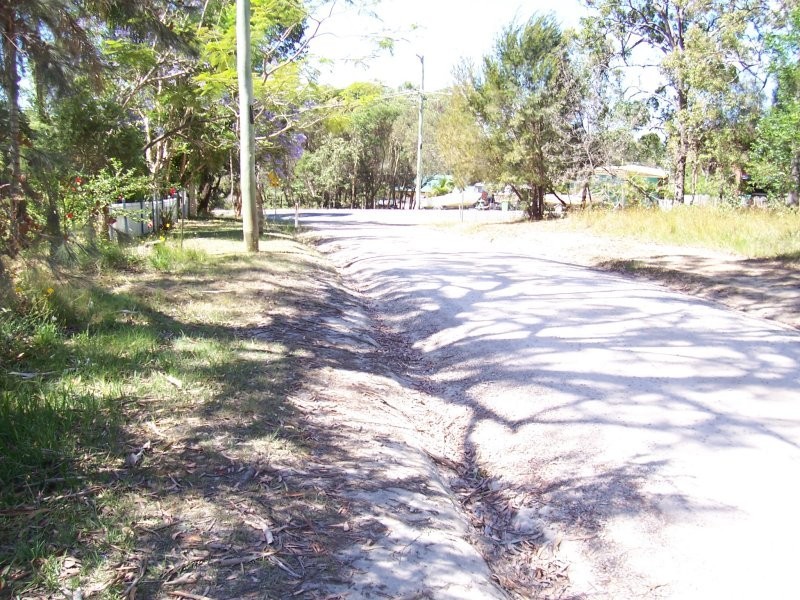 37 COOEE CRES, Macleay Island QLD 4184