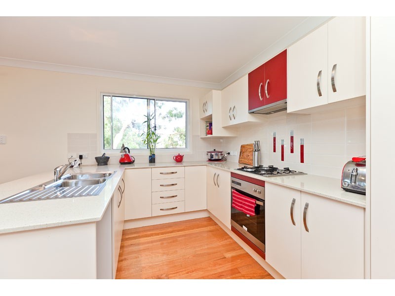 7 RAY ST, Macleay Island QLD 4184