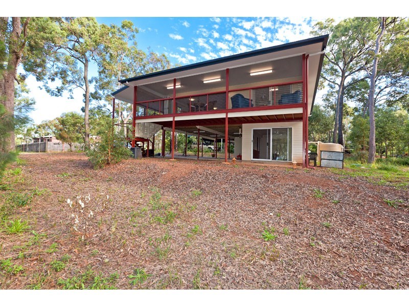 7 RAY ST, Macleay Island QLD 4184