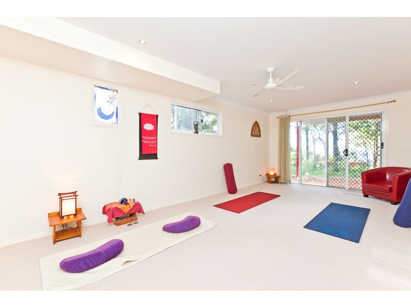 7 RAY ST, Macleay Island QLD 4184