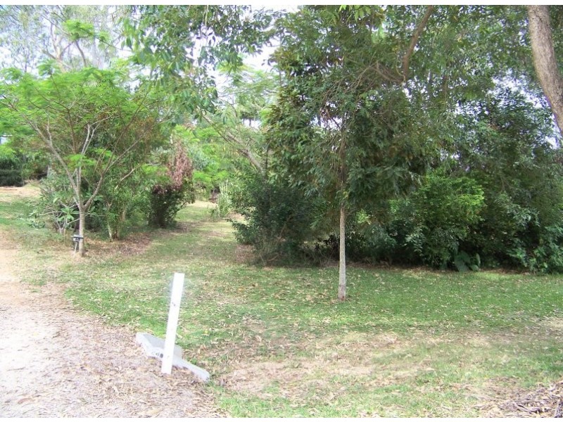 62 PERULPA dr, Lamb Island QLD 4184